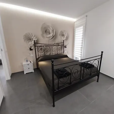 Apartament Sirene452 - - *